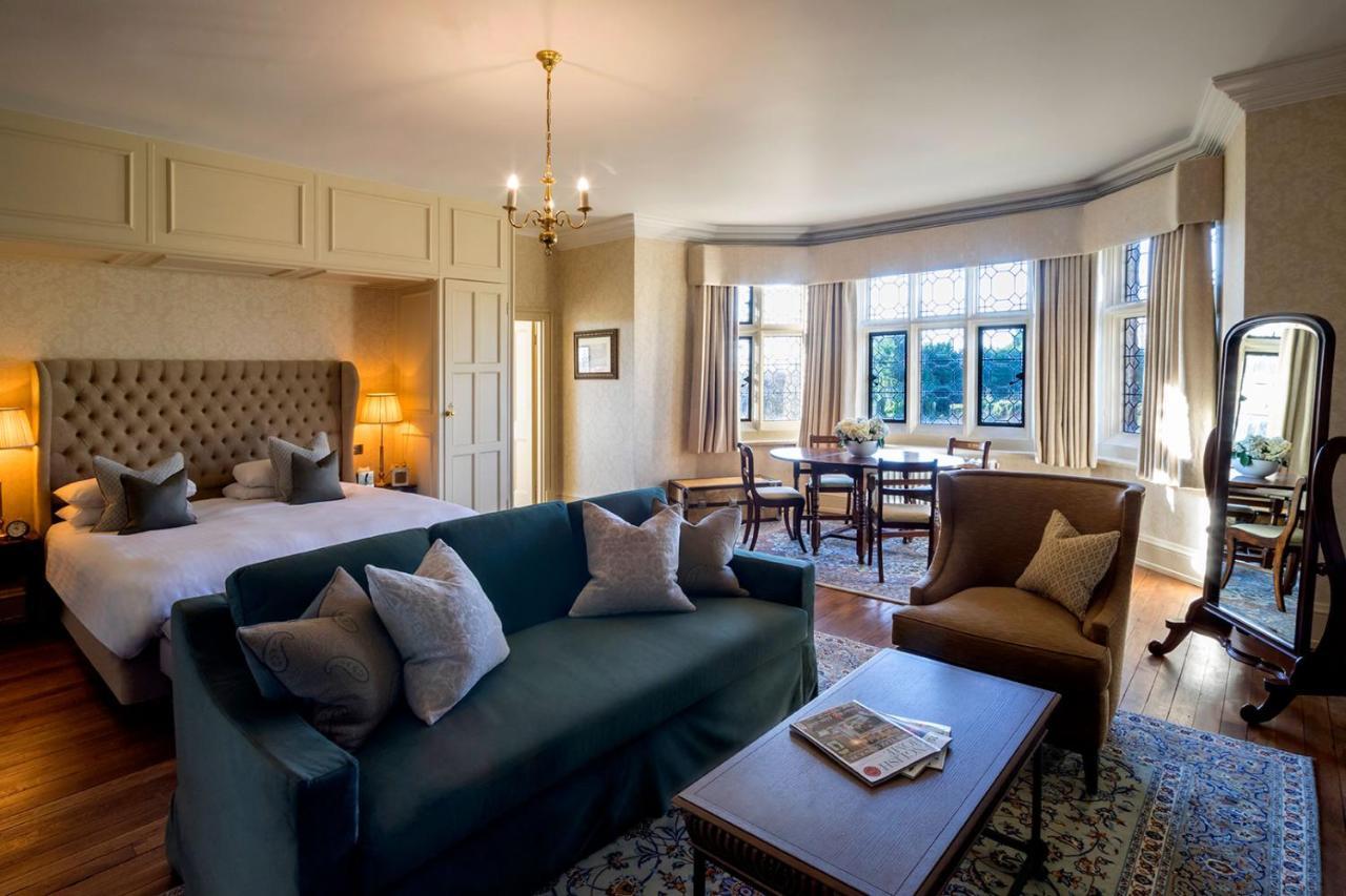 Eastwell Manor, Champneys Hotel & Spa Ашфорд Екстериор снимка