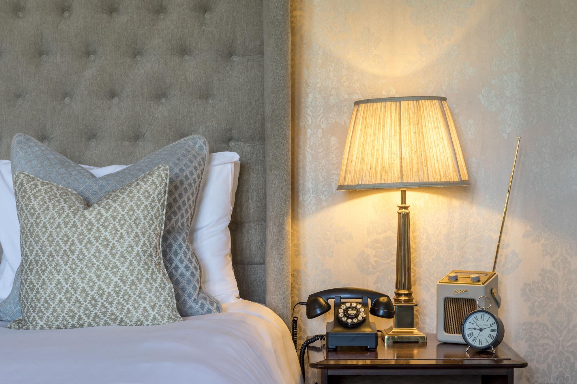 Eastwell Manor, Champneys Hotel & Spa Ашфорд Екстериор снимка