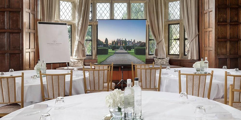 Eastwell Manor, Champneys Hotel & Spa Ашфорд Екстериор снимка