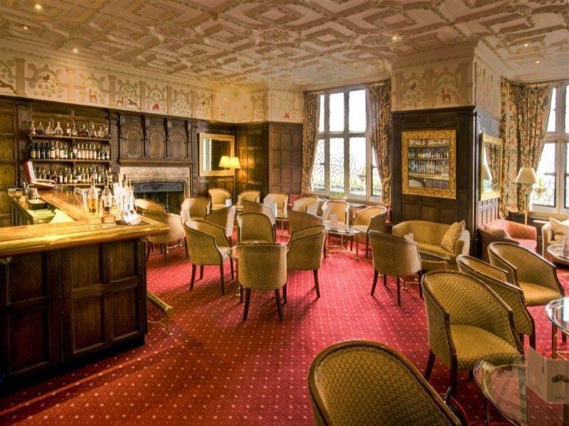 Eastwell Manor, Champneys Hotel & Spa Ашфорд Екстериор снимка