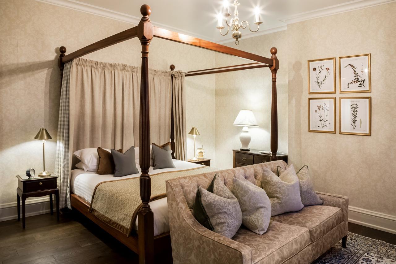 Eastwell Manor, Champneys Hotel & Spa Ашфорд Екстериор снимка